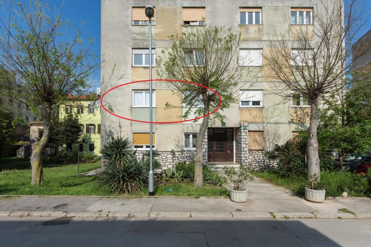 Apartment Retiro Pula Bagian luar foto
